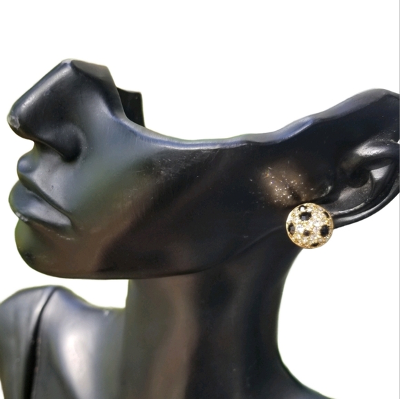 SWAROVSKI VINTAGE GOLDTONE WITH BLACK & WHITE CRYSTAL BUTTON EARRINGS - Picture 2 of 7